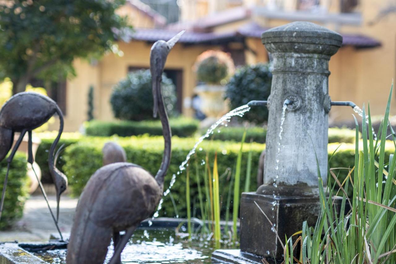 The Tuscan Garden Ньюкасл Экстерьер фото